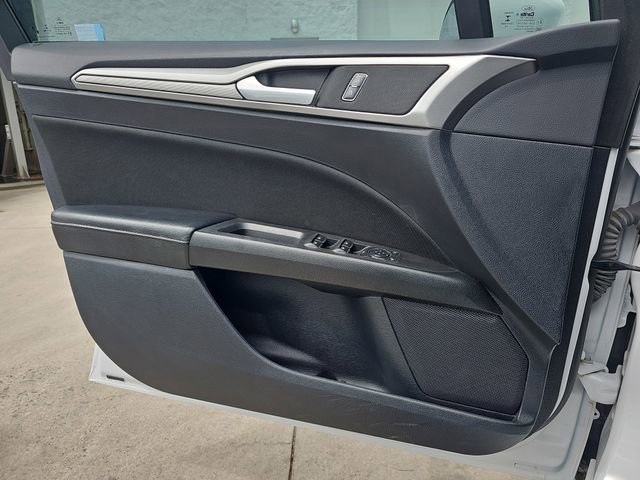 Certified 2020 Ford Fusion SE AWD/4WD image 26