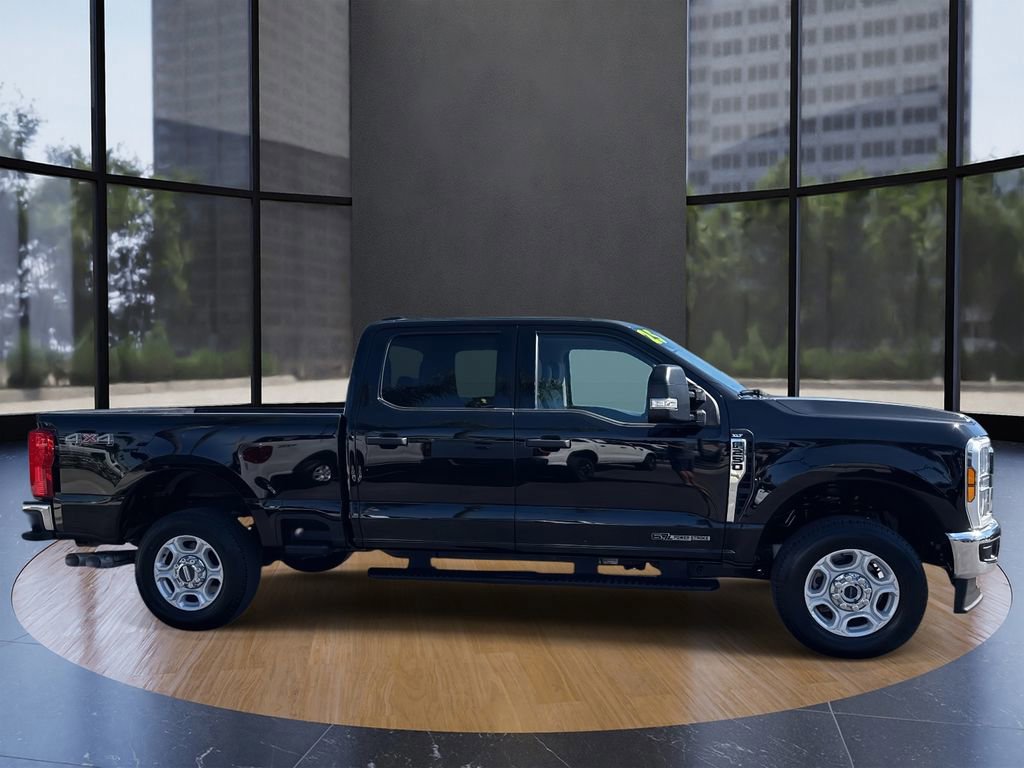 Certified 2025 Ford F250 XLT image 2