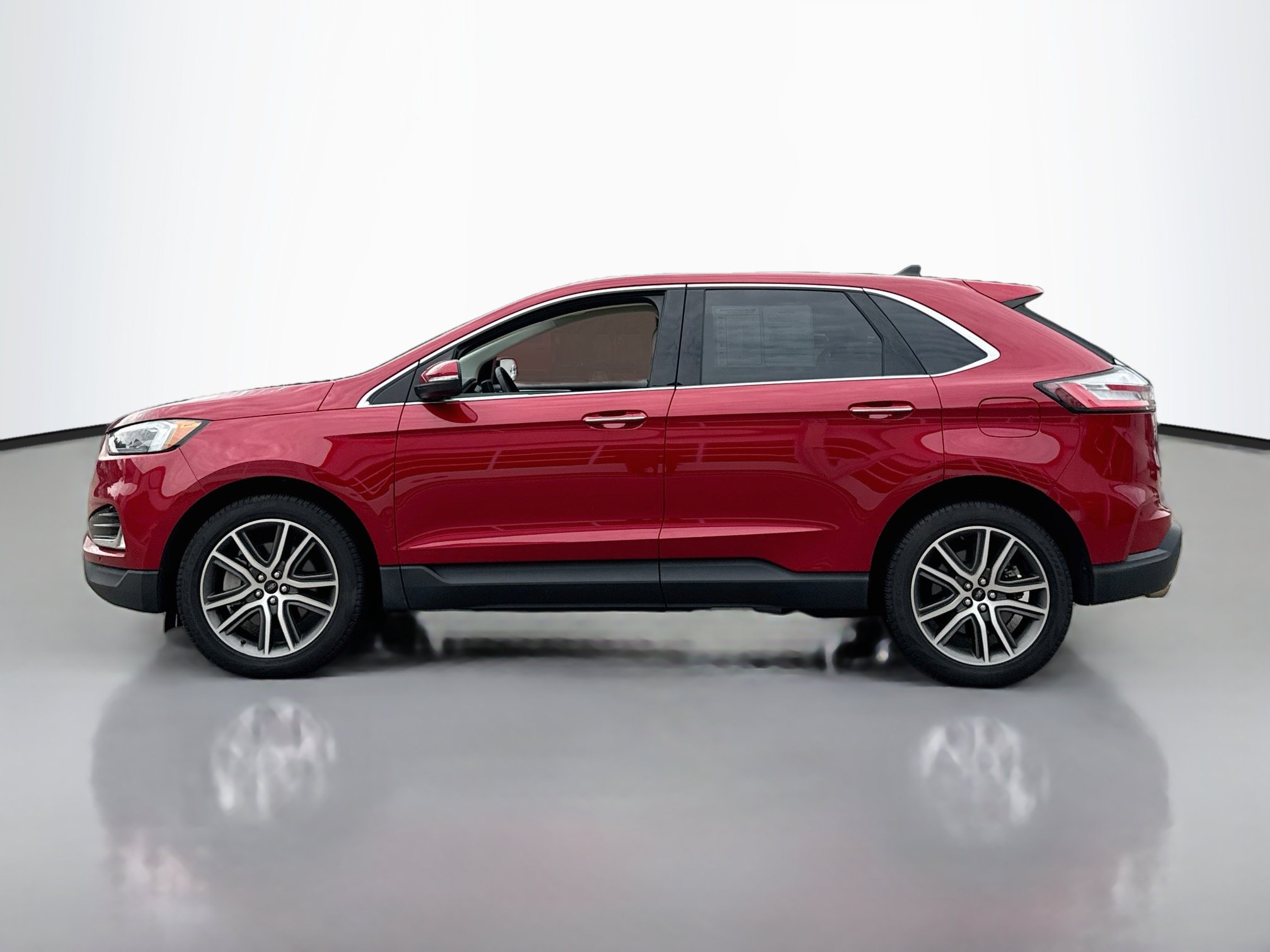 Certified 2024 Ford Edge Titanium w/ Equipment Group 301A AWD/4WD image 4