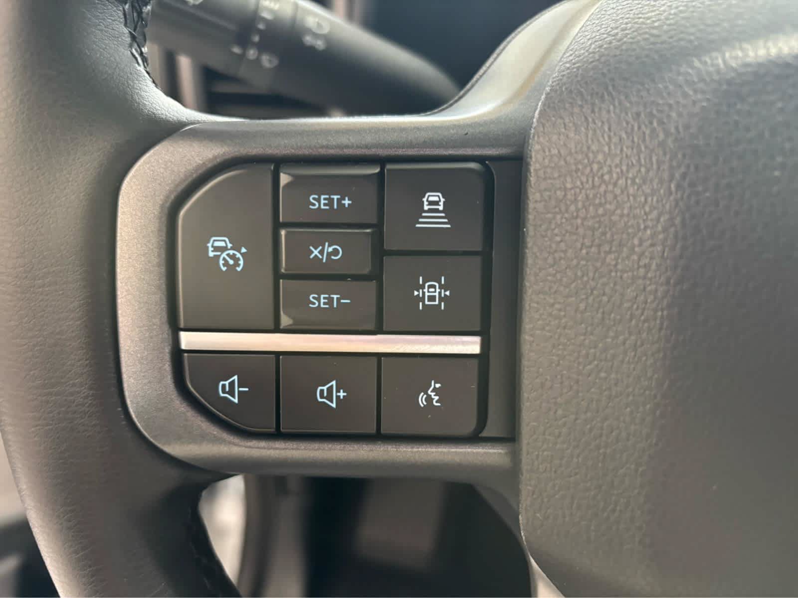 Certified 2025 Ford F150 Lightning Flash AWD/4WD image 23