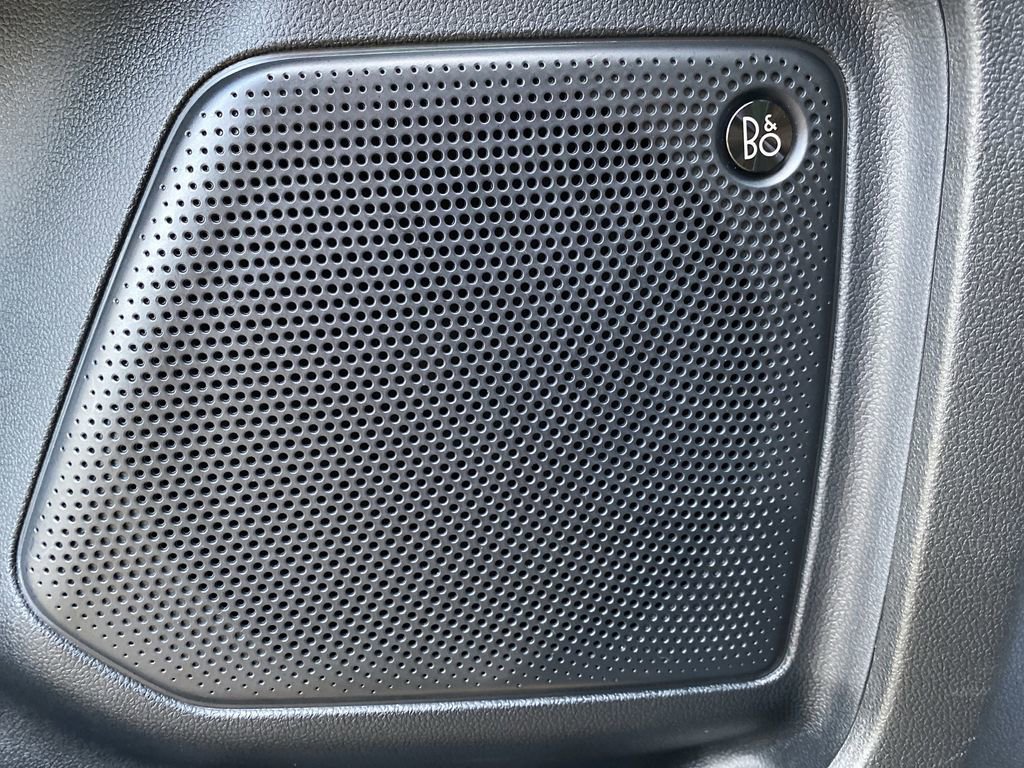 Certified 2025 Ford Escape ST-Line Elite w/ Premium Technology Package image 21