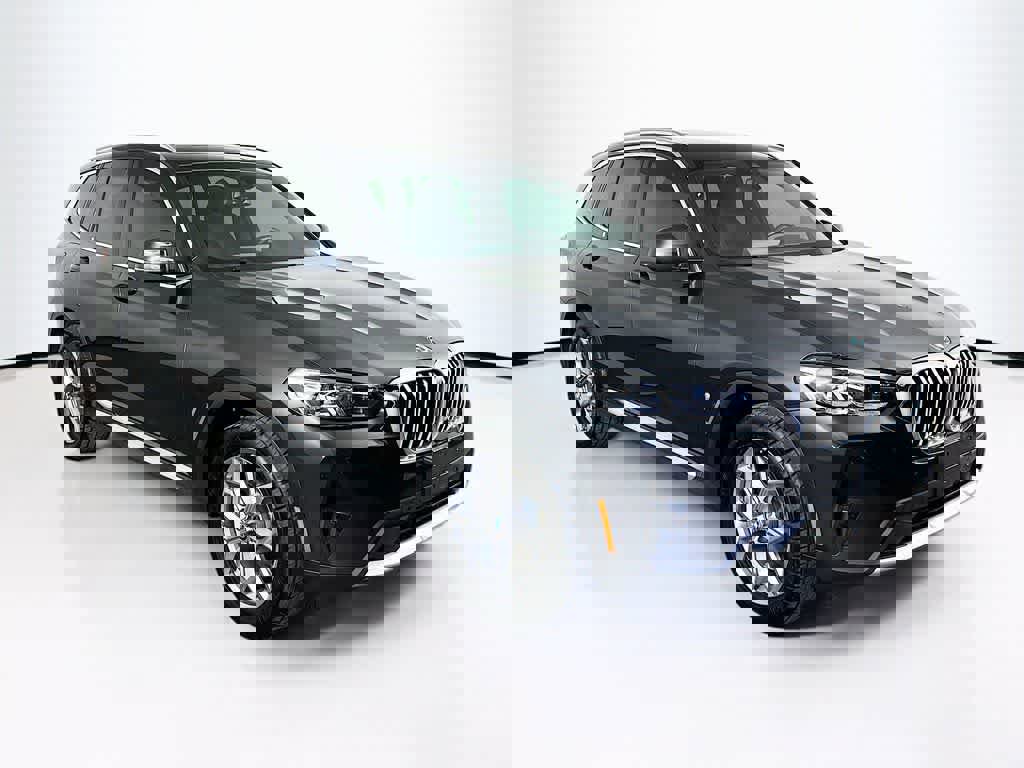 Used 2023 BMW X3 xDrive30i w/ Premium Essential Package image 24