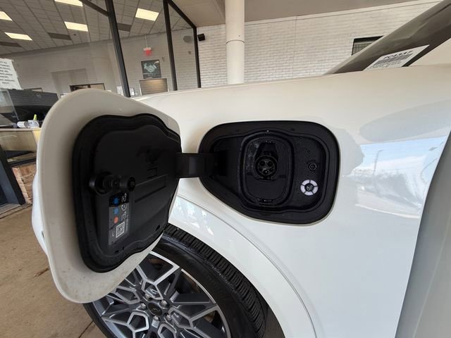 Certified 2025 Ford Mustang Mach-E GT image 24