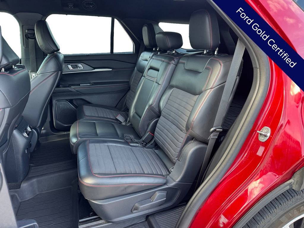 Certified 2025 Ford Explorer ST-Line w/ Premium Package image 18