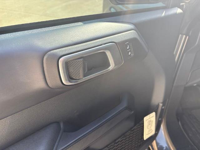 Certified 2025 Ford Bronco Badlands AWD/4WD image 12