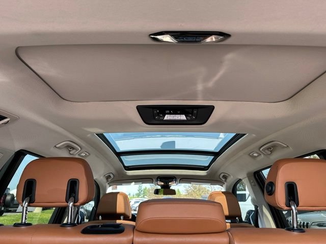 Used 2021 BMW X7 xDrive40i AWD/4WD image 9