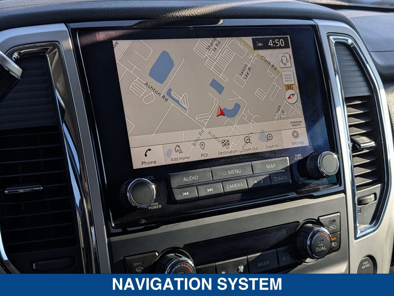 Used 2021 Nissan Titan SV w/ SV Convenience Package image 29