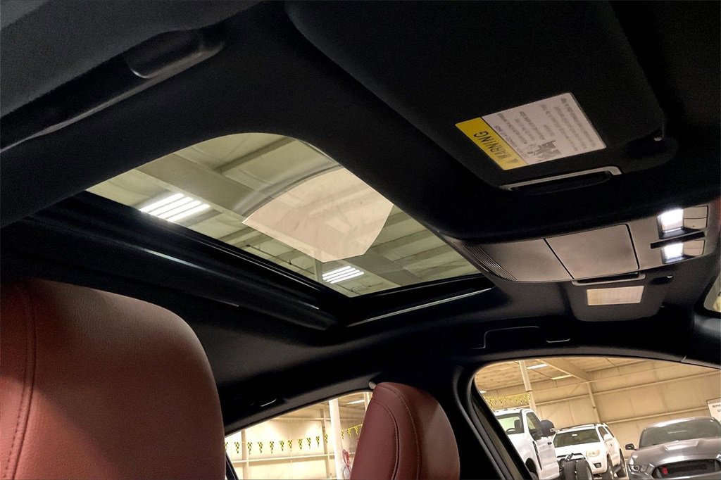 Used 2024 MAZDA MAZDA3 s image 21