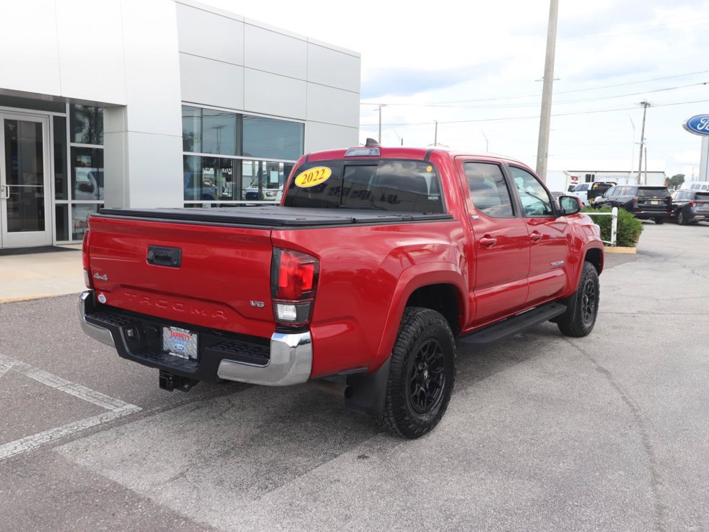 Used 2022 Toyota Tacoma SR5 AWD/4WD image 15