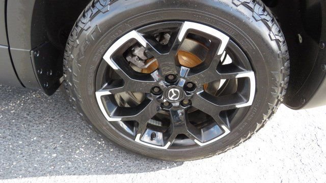 Used 2023 MAZDA CX-50 Meridian Edition image 31