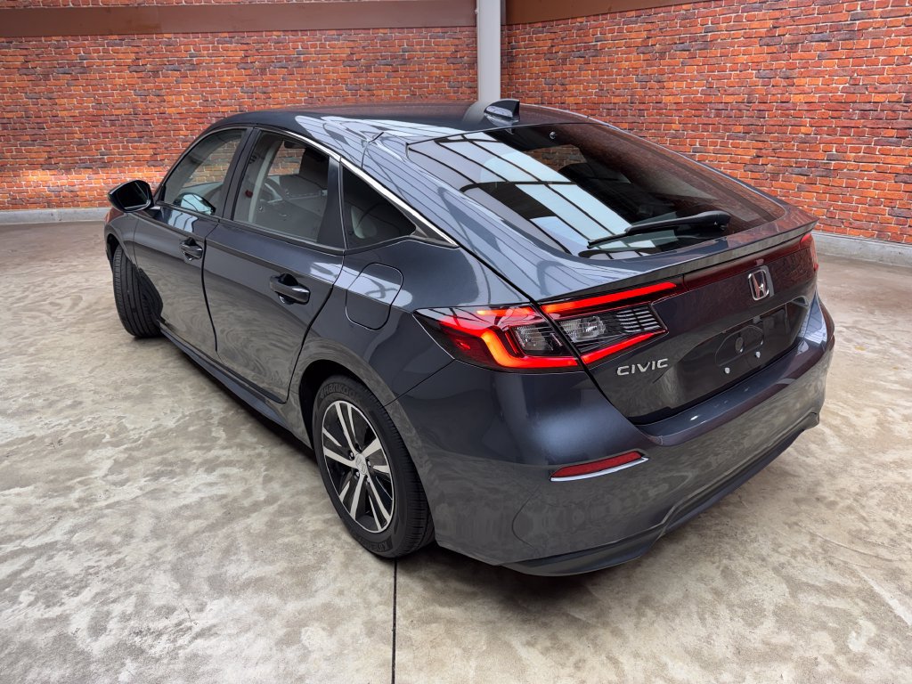 Used 2024 Honda Civic LX image 3