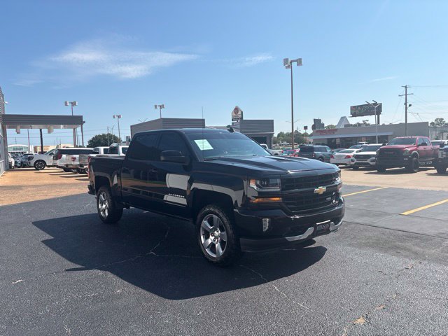 Used 2018 Chevrolet Silverado 1500 LT w/ All Star Edition AWD/4WD image 11