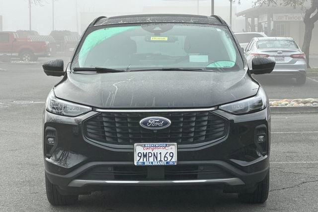 Certified 2023 Ford Escape SE w/ PHEV Premium Package image 6