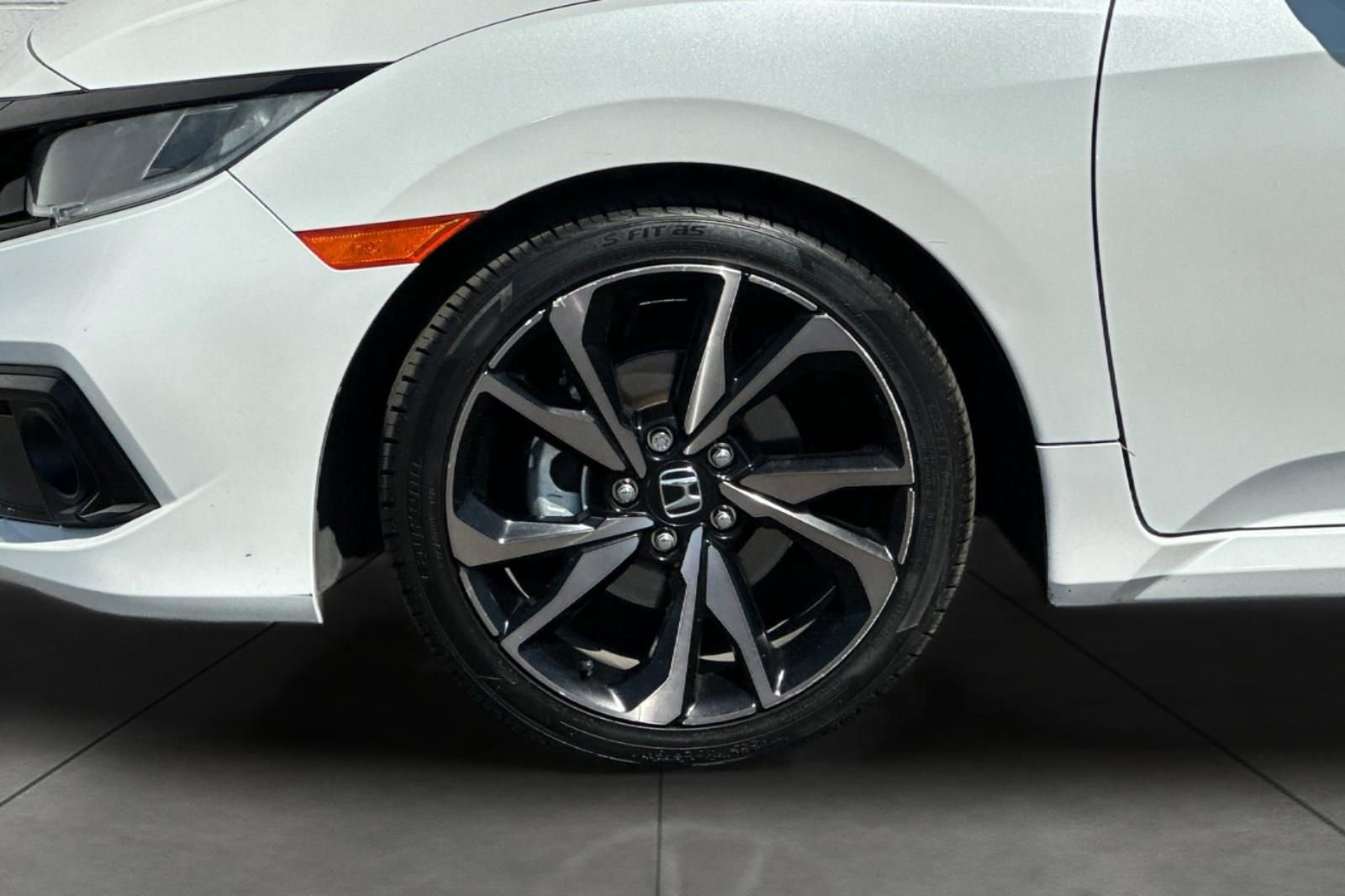 Used 2020 Honda Civic Sport image 29