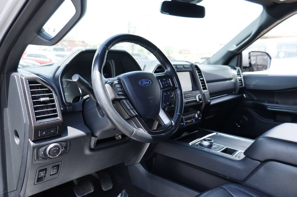 Certified 2021 Ford Expedition Limited RWD image 3