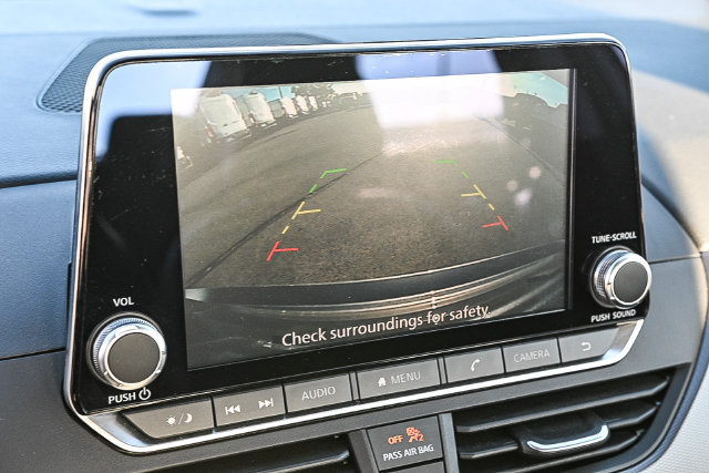 Used 2025 Nissan Altima 2.5 SR FWD image 29
