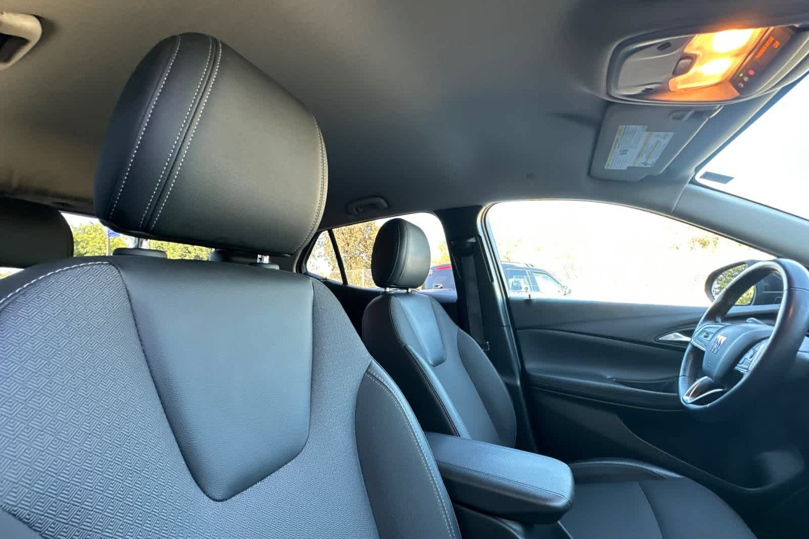 Used 2024 Buick Encore GX Preferred FWD image 18