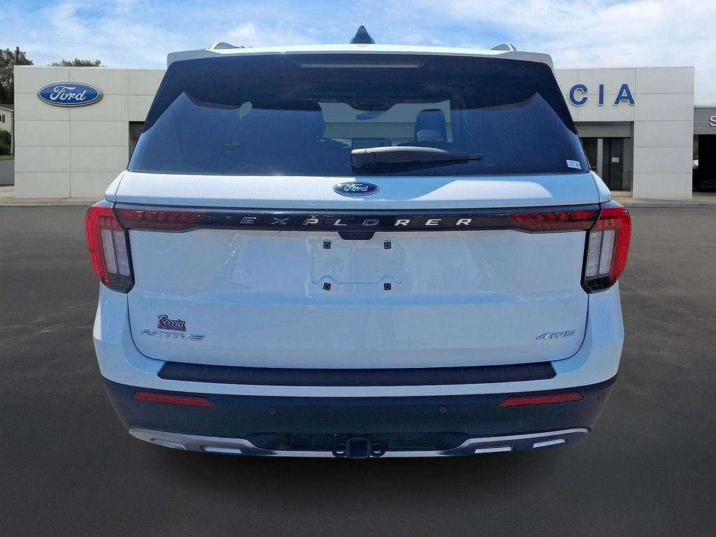 Certified 2025 Ford Explorer Active w/ Active Comfort Package AWD/4WD image 4