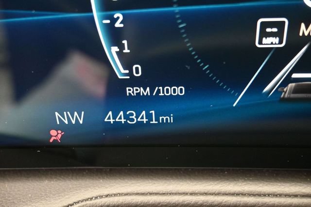 Used 2024 Cadillac XT4 Premium Luxury AWD/4WD image 18