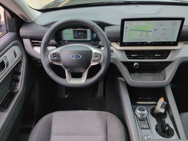 Certified 2025 Ford Explorer Active RWD image 18