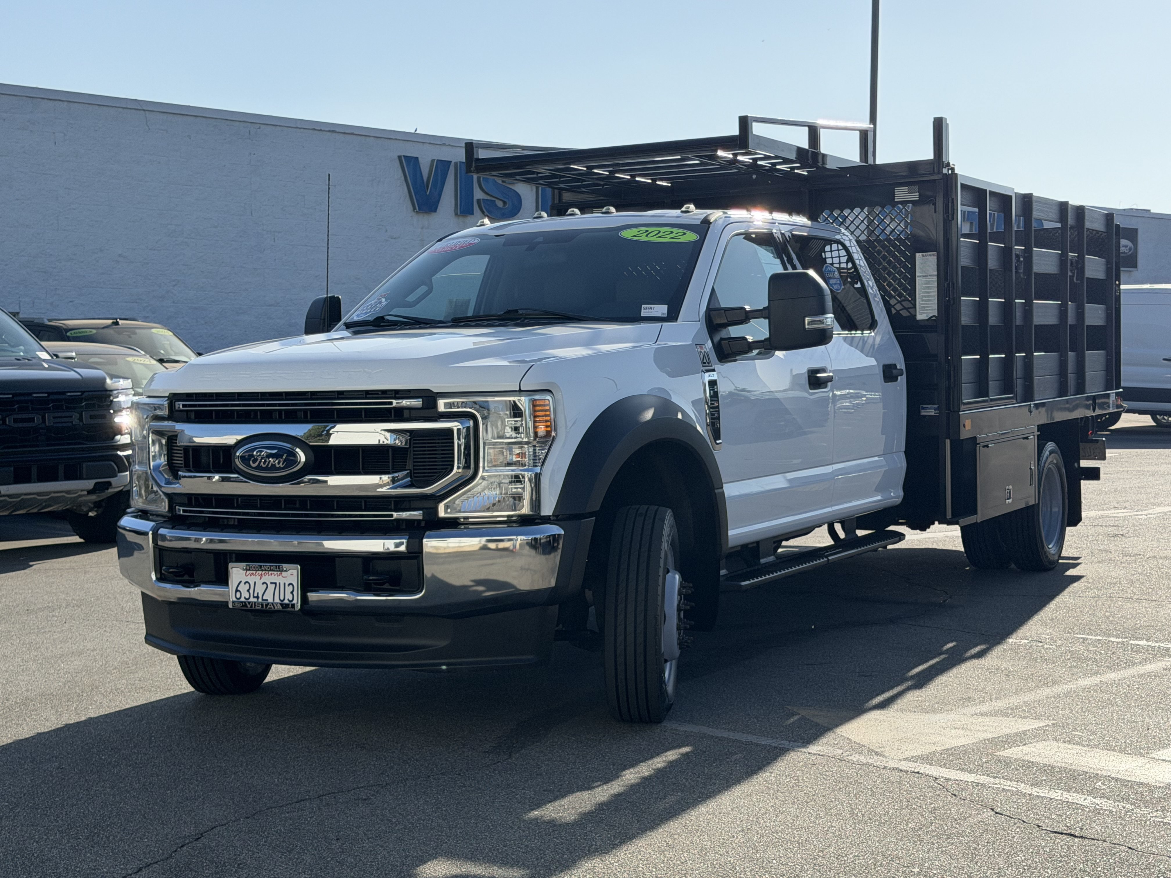 Certified 2022 Ford F550 2WD Crew Cab Super Duty w/ XLT Value Package image 3