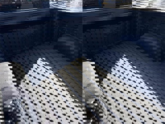 Used 2024 GMC Sierra 1500 SLT w/ SLT Convenience Package image 13