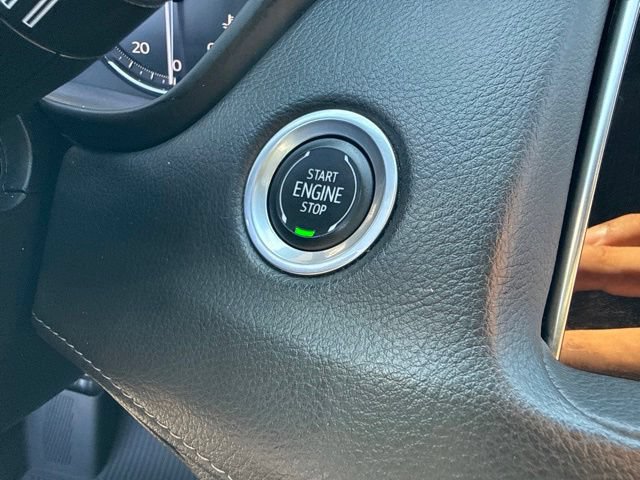 Used 2023 Cadillac XT4 Premium Luxury FWD image 24
