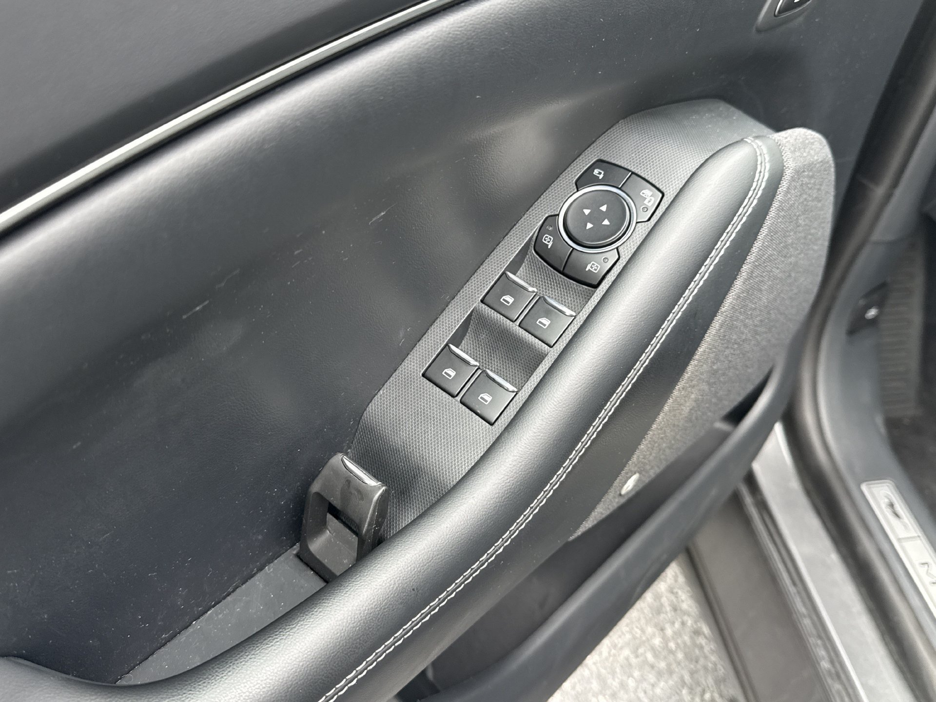 Certified 2023 Ford Mustang Mach-E Premium AWD/4WD image 16