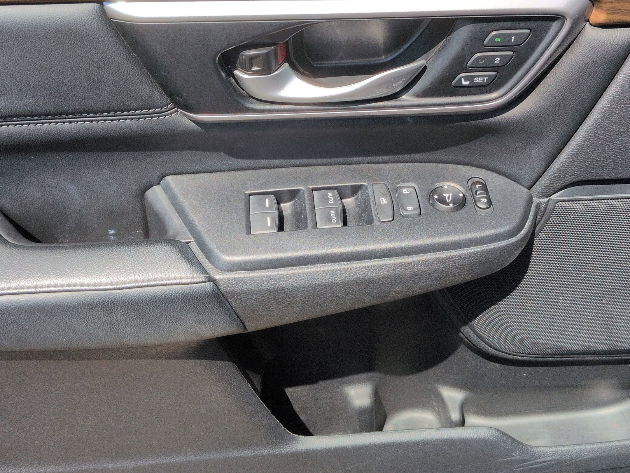 Used 2020 Honda CR-V EX-L image 14
