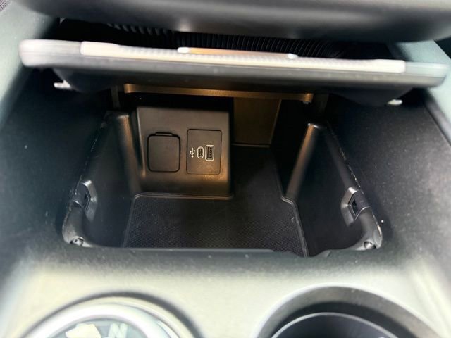 Certified 2025 Ford Explorer ST-Line image 33