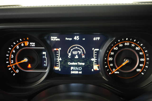Used 2025 Jeep Gladiator Mojave w/ Safety Group AWD/4WD image 15