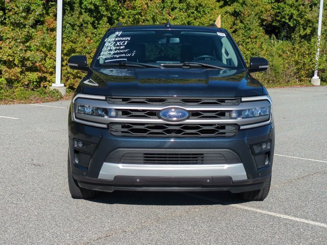 Certified 2024 Ford Expedition XLT RWD image 9