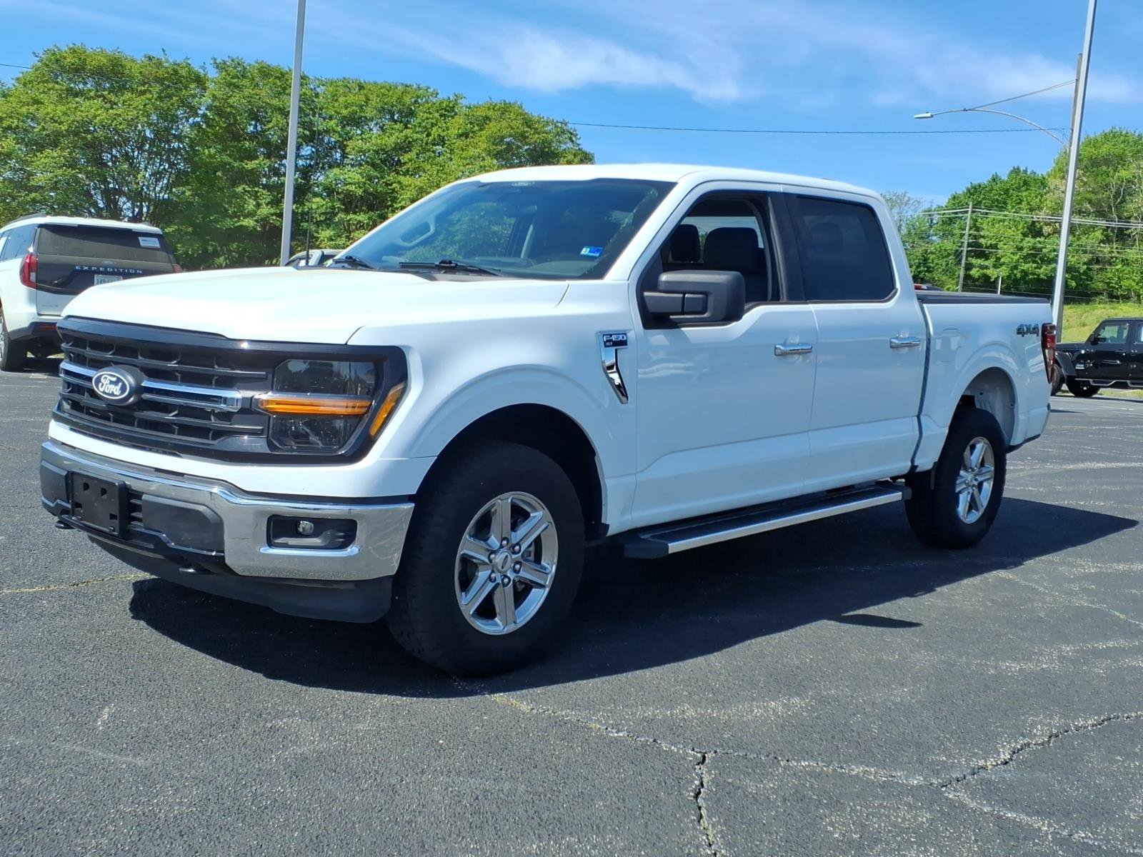 Certified 2025 Ford F150 XLT w/ Equipment Group 301A Standard AWD/4WD image 4