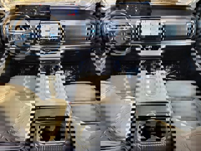 Certified 2025 Ford Expedition Active image 14