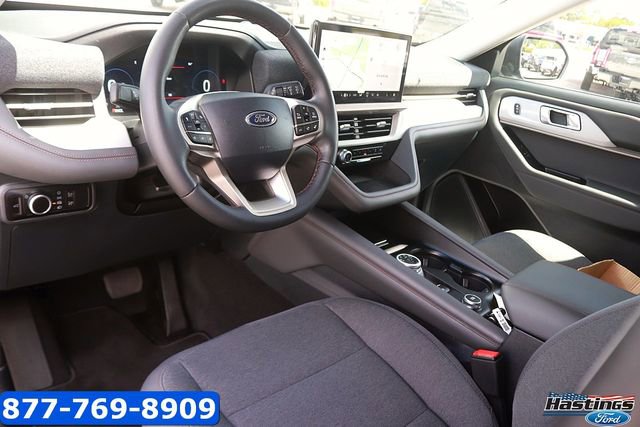 Certified 2025 Ford Explorer Active RWD image 11