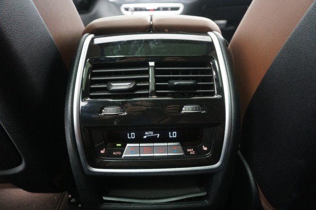 Used 2024 BMW X7 xDrive40i w/ Executive Package AWD/4WD image 34