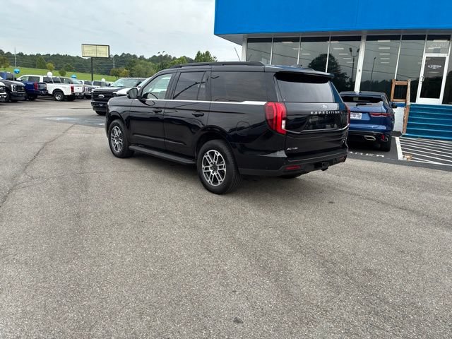 Certified 2025 Ford Expedition Active RWD image 22
