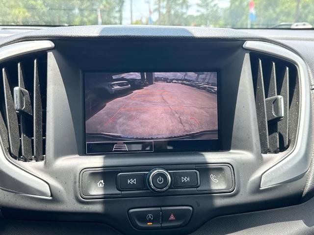Used 2024 GMC Terrain SLE w/ Driver Convenience Package FWD image 25