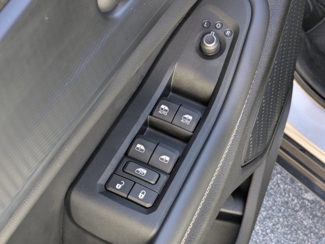 Used 2023 Jeep Grand Cherokee Altitude image 16