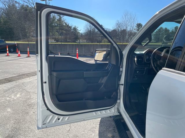 Certified 2022 Ford F150 XLT w/ Equipment Group 302A High image 24