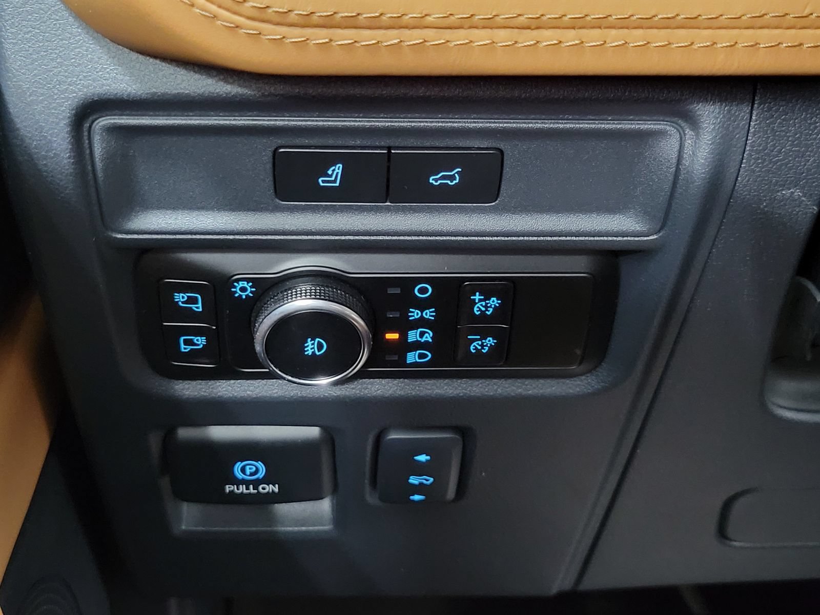 Certified 2023 Ford Expedition Max Platinum AWD/4WD image 15