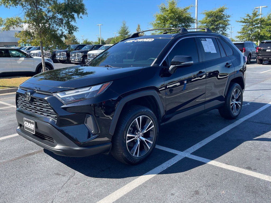 Used 2023 Toyota RAV4 XLE w/ Convenience Package AWD/4WD image 3