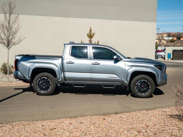 Used 2024 Toyota Tacoma TRD Sport image 10