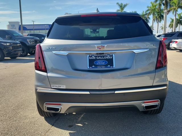 Used 2024 Cadillac XT5 Premium Luxury w/ Technology Package FWD image 5