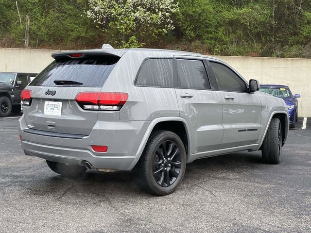 Used 2020 Jeep Grand Cherokee Altitude image 5