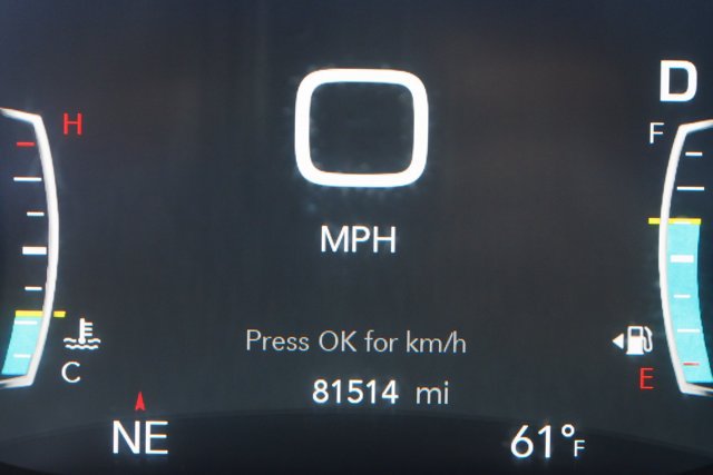 Used 2024 Chrysler Pacifica Touring-L FWD image 34