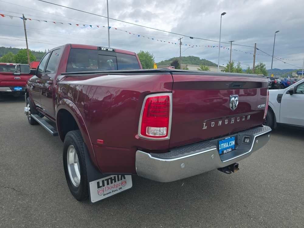 Used 2018 RAM 3500 Laramie Longhorn w/ Longhorn Southfork Package AWD/4WD image 3