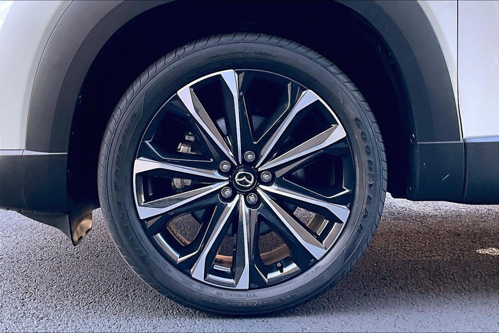 Used 2025 MAZDA CX-50 AWD 2.5 S w/ Premium Plus Pkg image 9