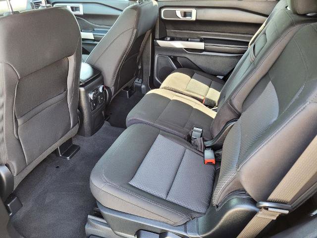 Certified 2022 Ford Explorer XLT RWD image 12