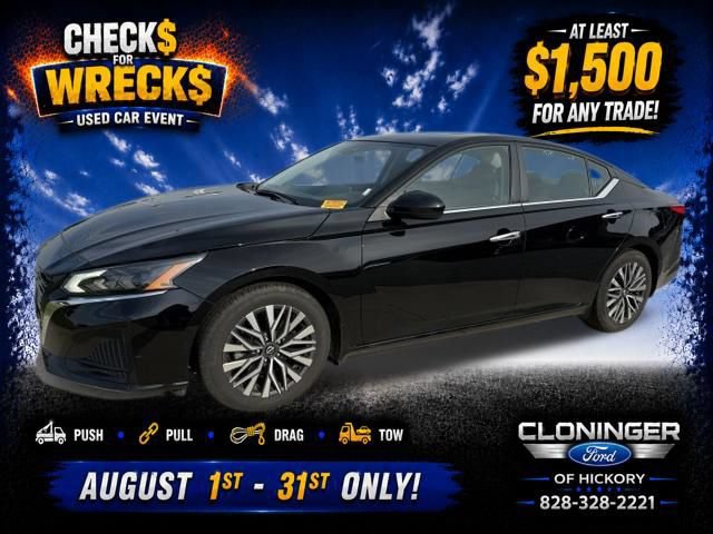 Used 2024 Nissan Altima 2.5 SV w/ SV Premium Package